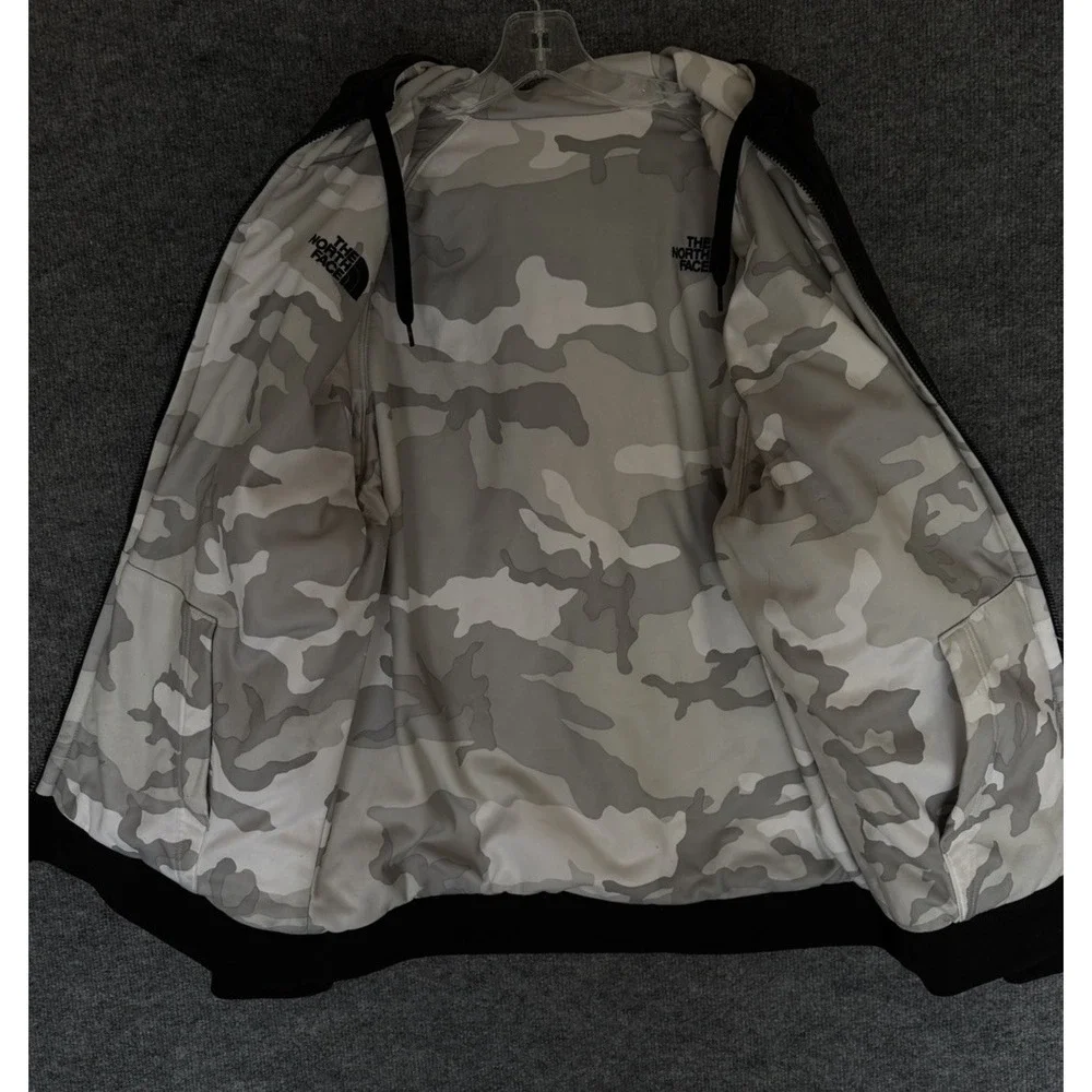 Mens L The North Face, Black, Quilted Hooded Camo Lining Zip Up